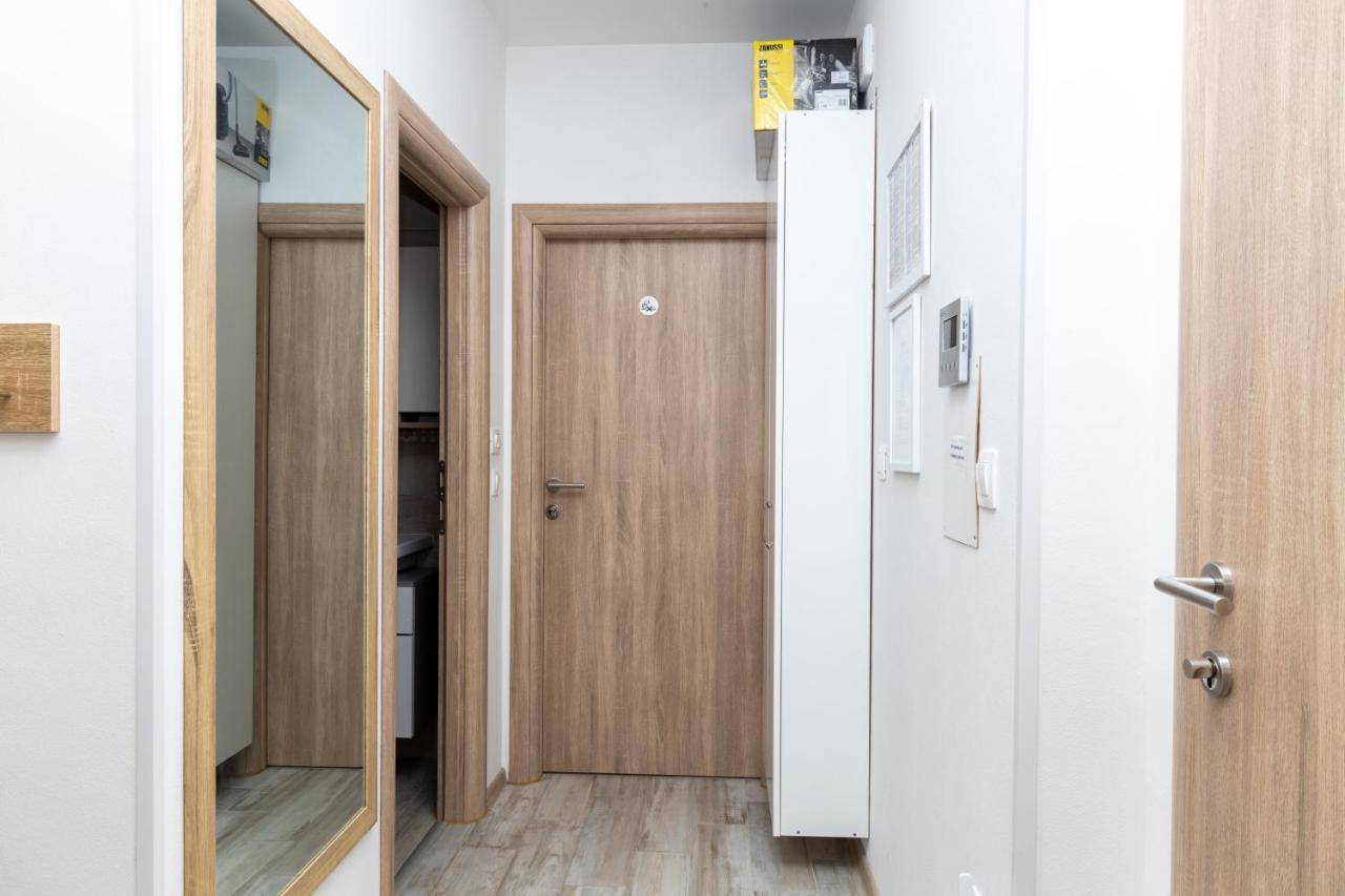 Apartmani Pranjić Porec Bagian luar foto