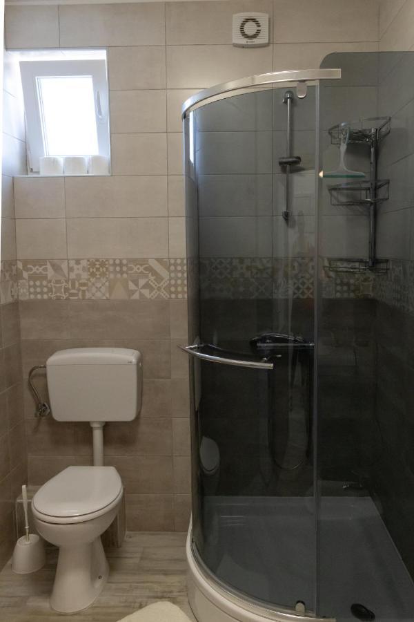 Apartmani Pranjić Porec Bagian luar foto